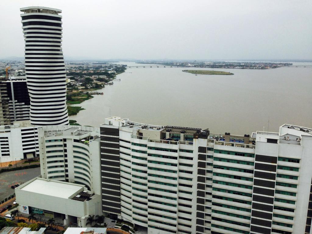 Luxury Suites River Front Guayaquil Værelse billede