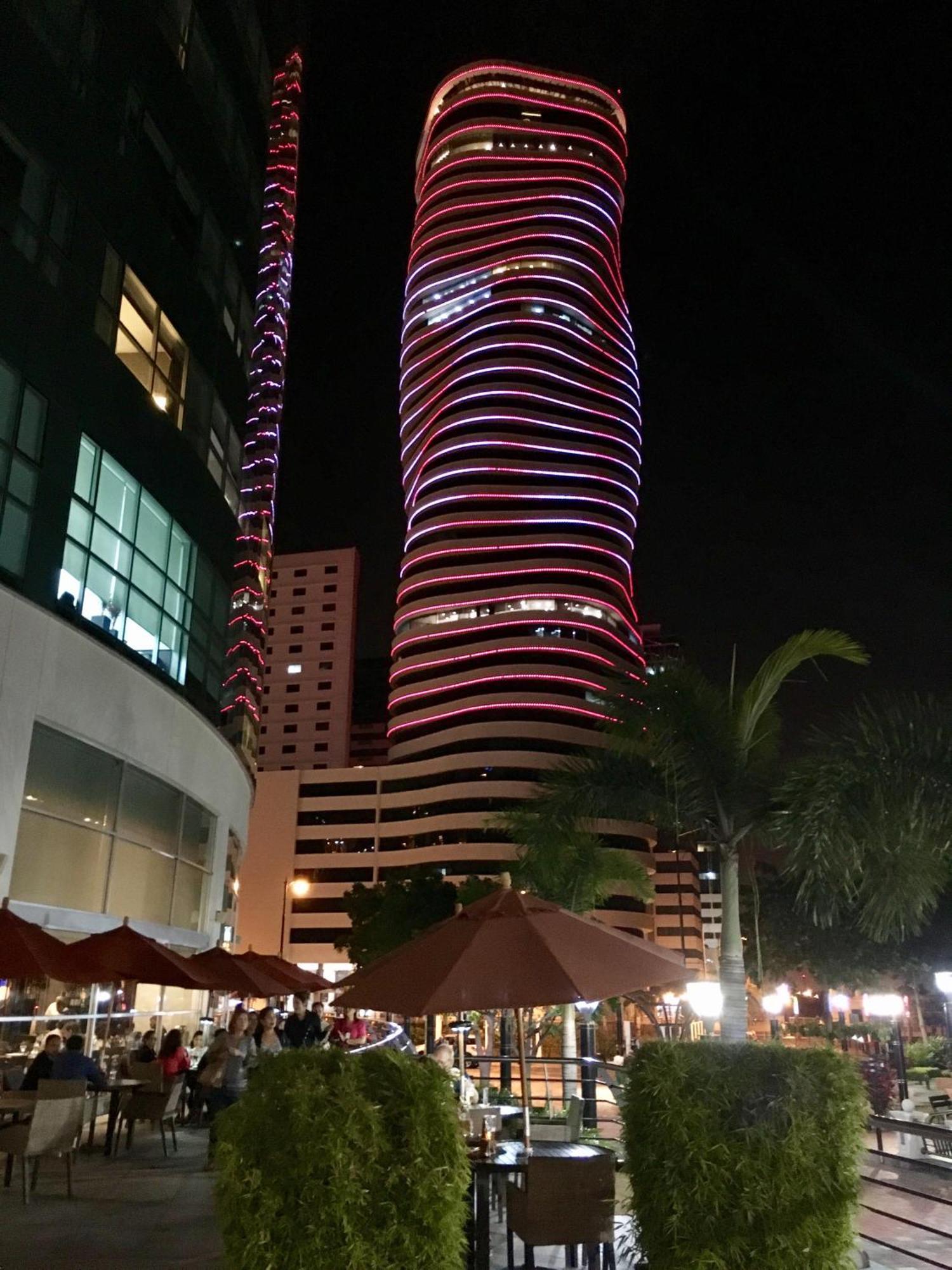 Luxury Suites River Front Guayaquil Eksteriør billede